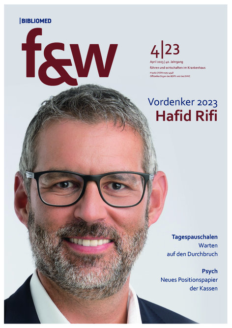Titelseite des Fachmagazins f&w Ausgabe April 2023